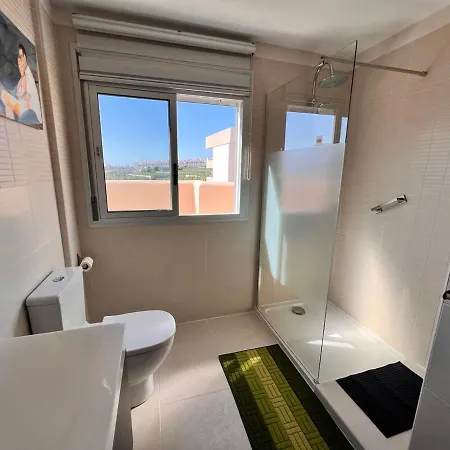 Seaview Paradise Hard Rock *