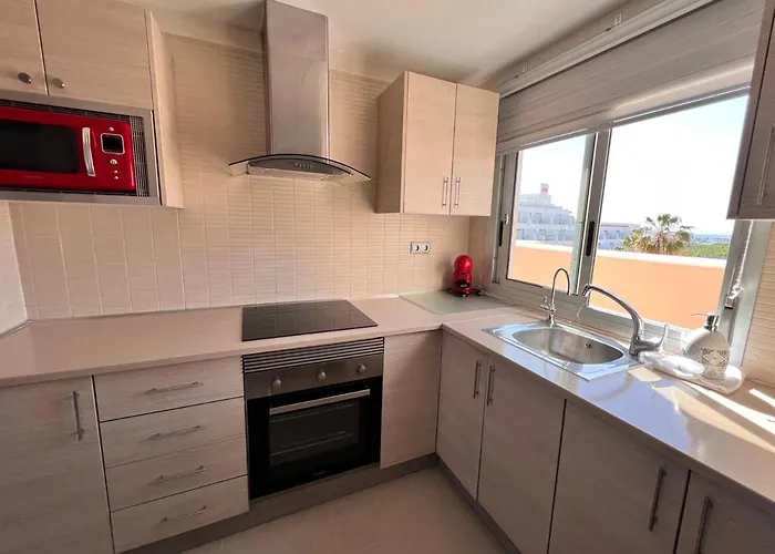 Seaview Paradise Hard Rock